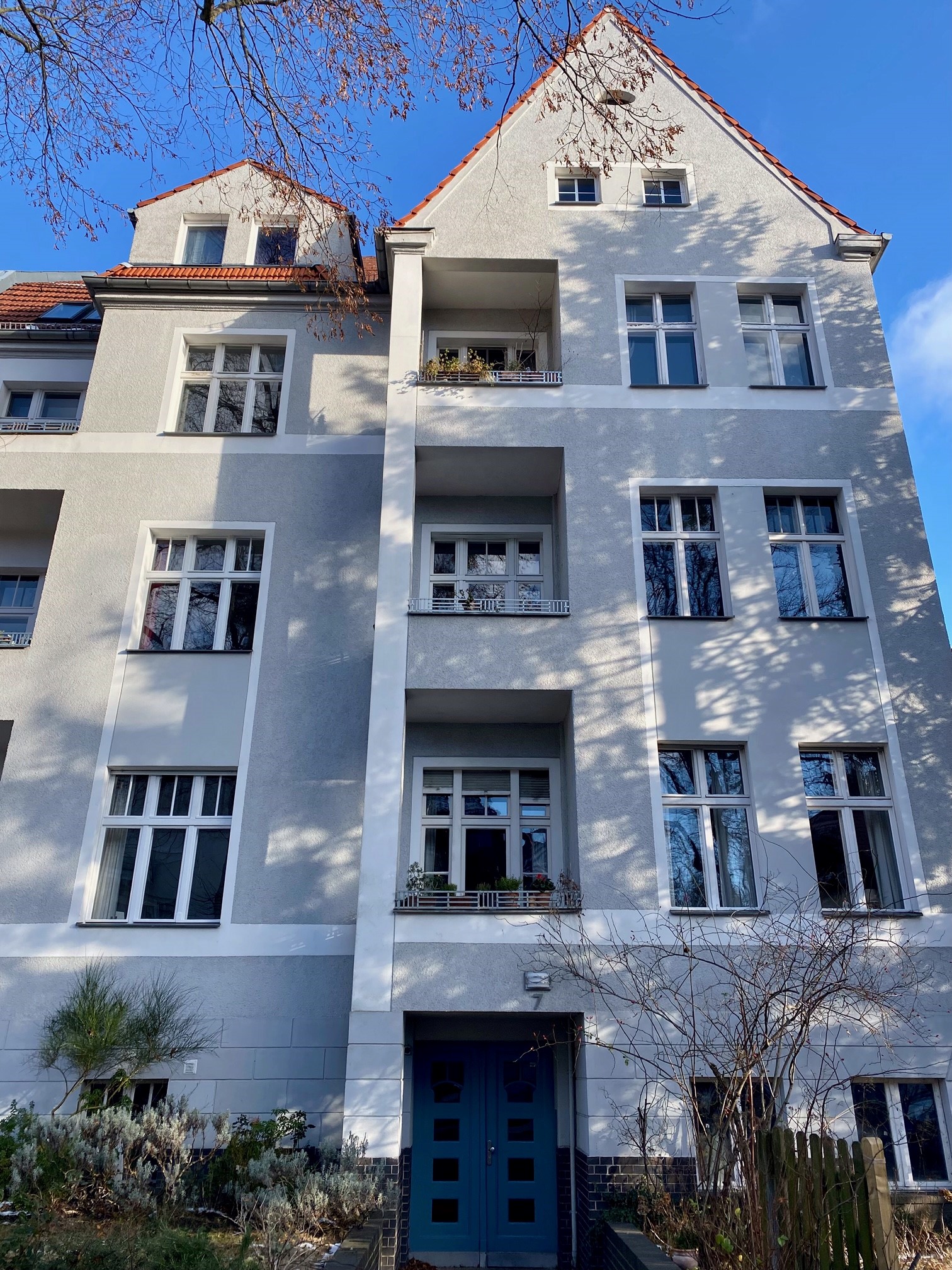 Wunderschöne 3 Zimmer Altbauwohnung